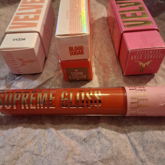 Jeffree Star Other - Jeffree Star Supreme Gloss in Blood Sugar💋PRICE IS FOR 1 OF UR CHOICE💋